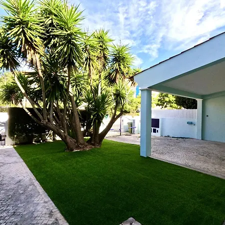 Casa Beloura Between The Sea And The Mountains Vakantiehuis