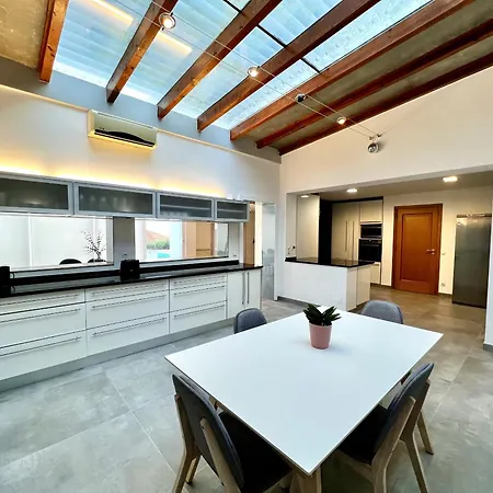 Casa Beloura Between The Sea And The Mountains Vakantiehuis